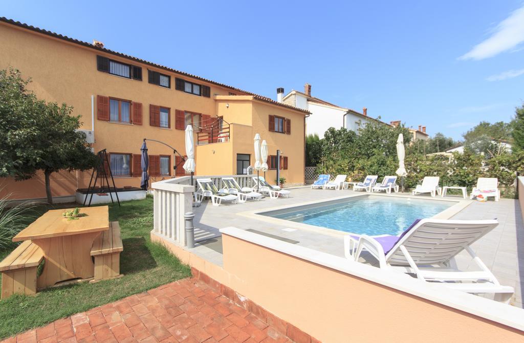 Villa Vinkuran Exterior photo